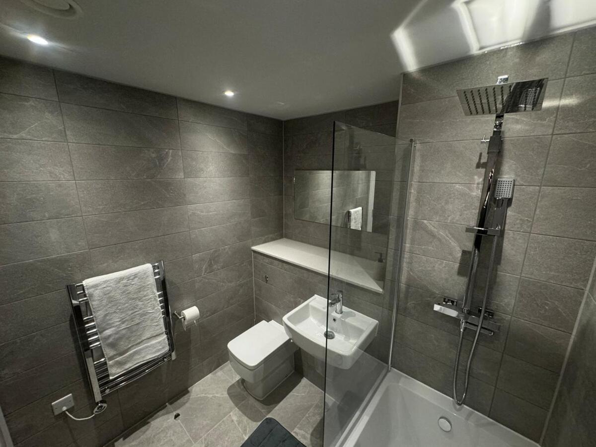 Modern 2-Bedroom Apartment In Heart Of Liverpool Exteriér fotografie