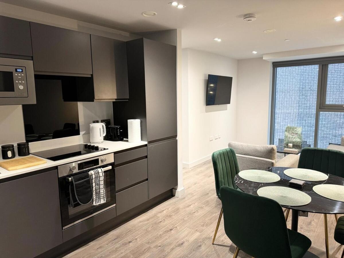 Modern 2-Bedroom Apartment In Heart Of Liverpool Exteriér fotografie
